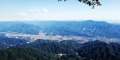 老君山景区游记图片] 在老君山一睹“金顶道观群”二龙戏珠的景观 俯视栾川县城全貌