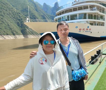世纪神话三峡游-2023年7月家人朋友快乐6人游