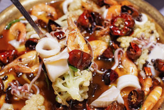 春节不打烊的餐厅，帮你们找到了，可真羡慕曾厝垵的游客