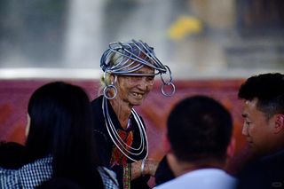 黎族的绣面文身阿婆，可能是你最后一眼的记忆