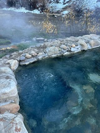 冬季周边哪里可以泡温泉两日游