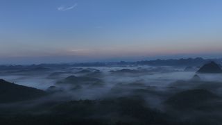 去荔波凤凰山观日出云海啦~