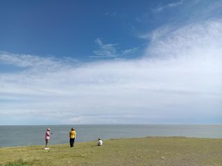 我在呼伦贝尔逐水而行，专门看河，草原顺带