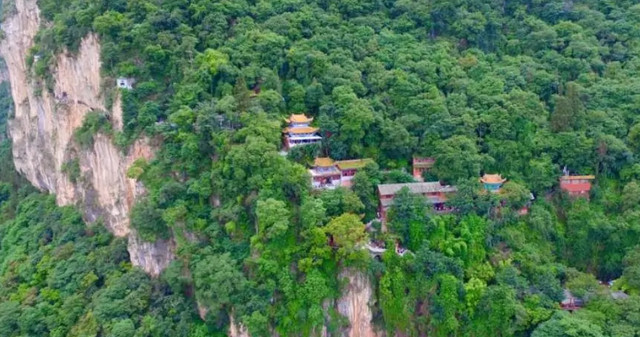 云南旅游必去的景点