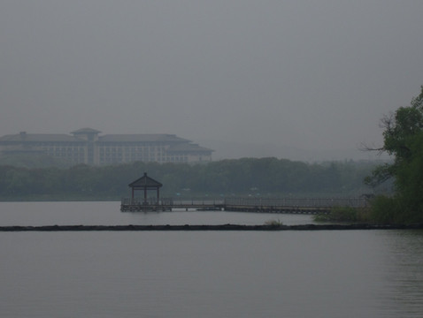 太湖佳绝处,毕竟在鼋头