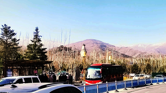 文殊菩萨的道场 中国佛教四大名山之首 崇山峻岭中108座寺庙