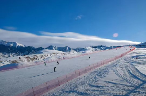 西安新晋网红打卡新地标—新然戏雪乐园
