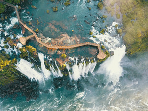 福斯－杜伊瓜苏游记图文-伊瓜苏瀑布有多震撼？275道飞瀑横跨两国，现场直接沦陷！