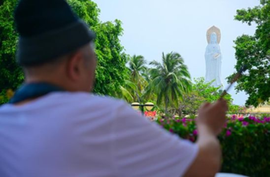 三亚旅游新方式：跟随在宥·含英艺廊 打卡艺术家李照东的同款美景