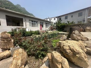 承德兴隆青松岭承轩阁农家院，与塞外江南水镇咫尺相邻，水库免费垂钓！