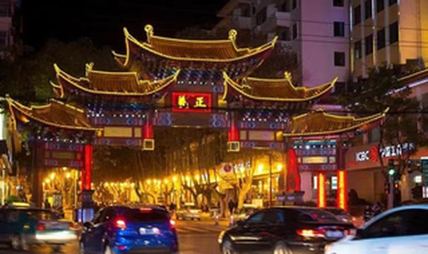 昆明正义坊逛吃封神!住对酒店才懂的老城浪漫🥳