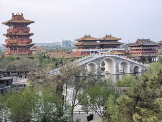 梦回千年，漫步开封清明上河园