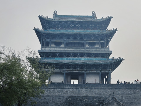 一半人文，一半風光，找尋屬於我的詩和遠方。