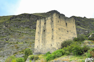 追寻藏南边疆历史,闪观边巴古碉楼群