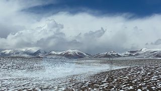 带着77岁老妈游西藏（十三）青藏铁路完成天路之行，看到了藏羚羊，措那湖，唐古拉