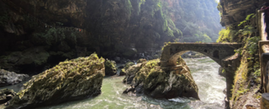 贵州自驾游-马岭河峡谷 -“地球上最美丽的伤疤”