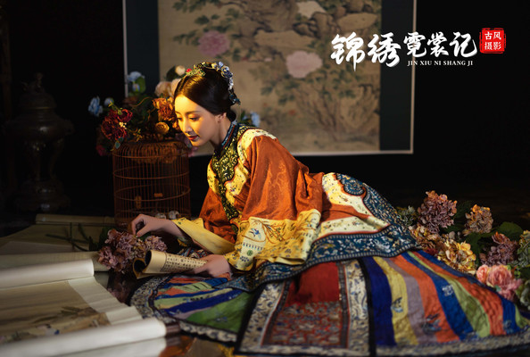 推开任意门！我在百年晋商大院当了一天少奶奶