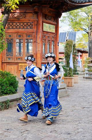 丽江越野赛圆满落幕，选手尽情领略丽江的自然风光和人文魅力