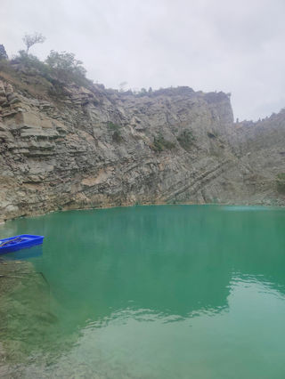 一个被称作马尔代夫分夫的萧县废弃采石场