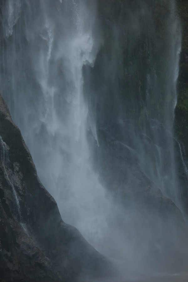 大洋洲看海观湖首选新西兰和澳大利亚地广人稀环保景美消费高