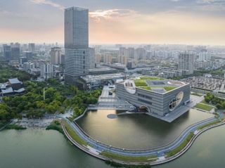 上海TSF购物中心 嘉定新城重量级轻奢地标平安夜亮相