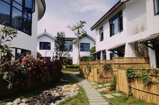 明月村旅游攻略