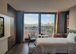 走进翠湖,走进浪漫,走进丽瑞德!