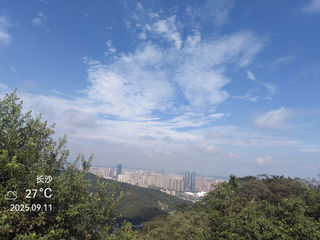 "楚天第一山" —— 岳麓山