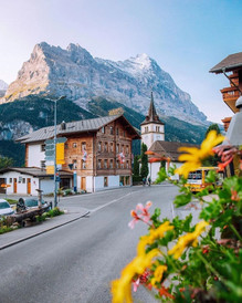 格林德瓦游记图片] 还没想好暑假去哪儿？瑞士的这些绝美小镇，每个都像童话世界