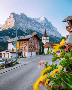 伯尔尼州游记图文-还没想好暑假去哪儿？瑞士的这些绝美小镇，每个都像童话世界