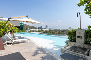 是拉差游记图文-假日酒店及套房-是拉差-兰乍邦