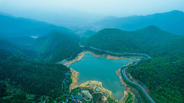 湖北多城露营记,去山野中找寻春天的色彩