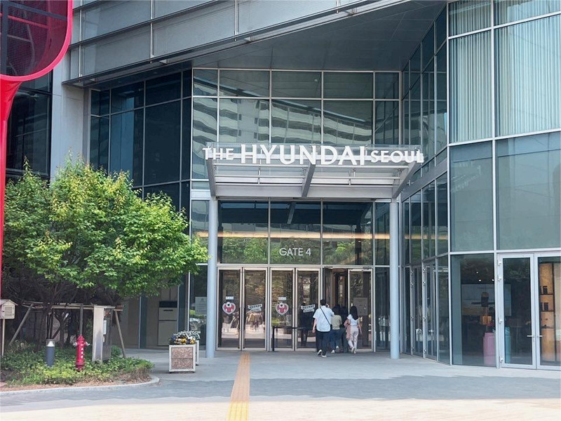 韓國留學購物攻略 現代百貨首爾韓國留學生的購物天堂。