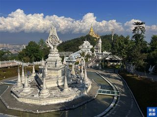 被誉为黎明之城-德宏芒市，仿佛穿越东南亚 ，千年银塔独领风骚