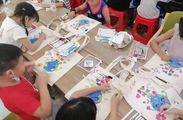 乐活营地:一场亲子手作的温馨之旅