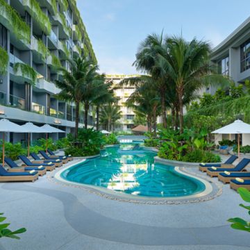 自然环抱中的拉格林酒店&公寓La Green Hotel & Residence