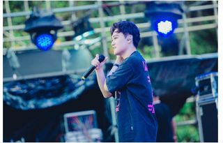 中国恩施.咸丰森林音乐节激情开唱