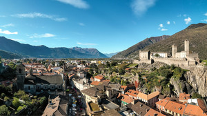 提契诺州游记图文-国庆游瑞士，探索城堡之城——贝林佐纳