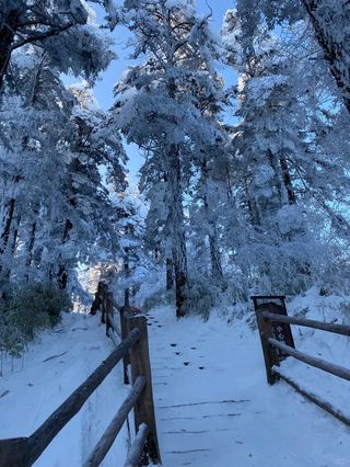 成都周边适合带着孩子玩雪滑雪的好去处