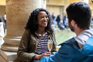 罗马浴场博物馆的春和景明，充满活力的明媚色调