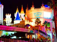 拉斯维加斯游记图片] 北美洲旅游：夜游美国拉斯维加斯（图）