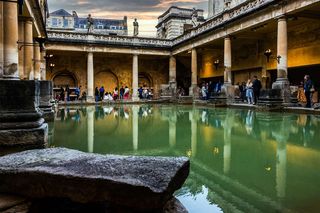 复活节去哪儿 | 探索罗马浴场璀璨夜色中的魅力