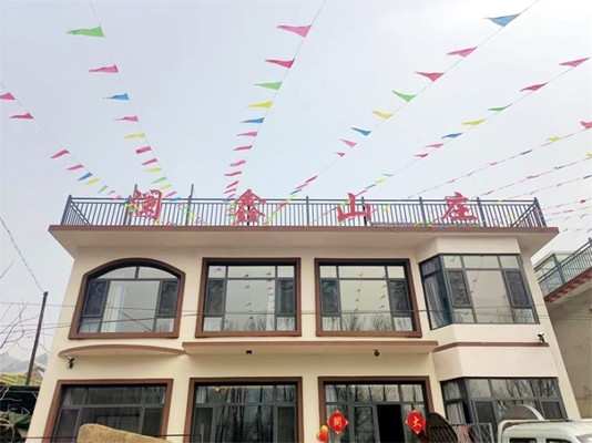 承德兴隆青松岭澜鑫山庄农家院，平日仅100住宿三餐，北京天津游客最爱去！