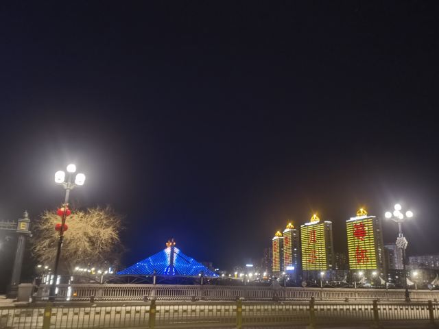 伊敏河广场旅行图片 3