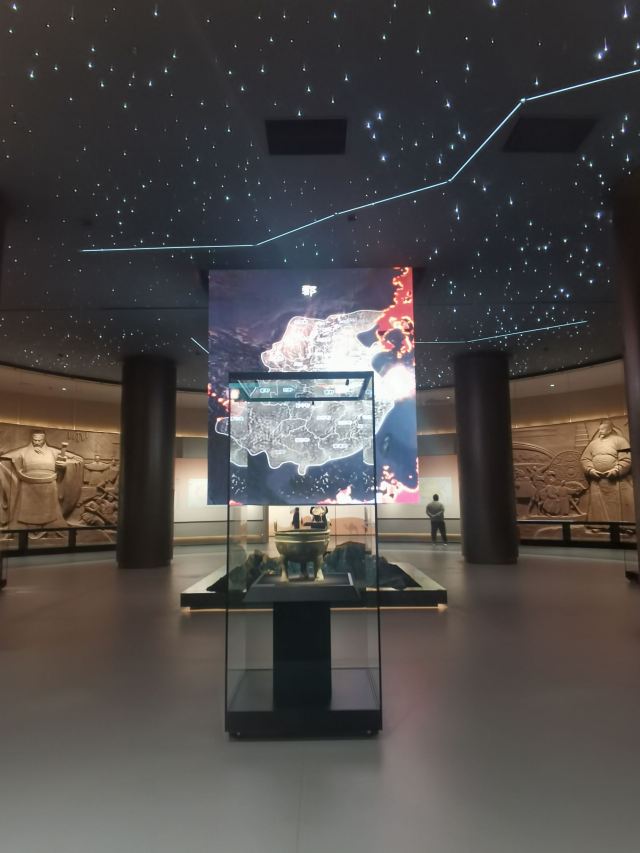 秦岭博物馆广场旅行图片 6