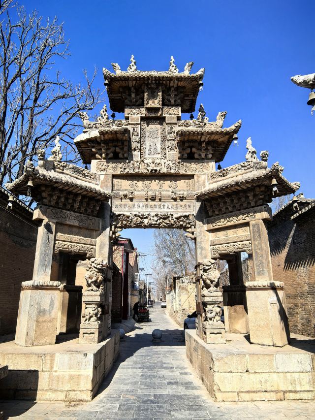 南樊石牌坊旅行图片 1