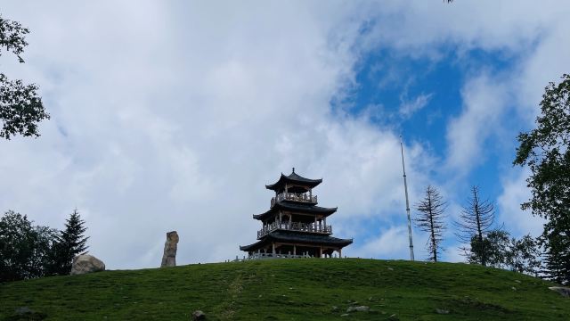老秃顶草原景区(暂停开放)旅行图片 1