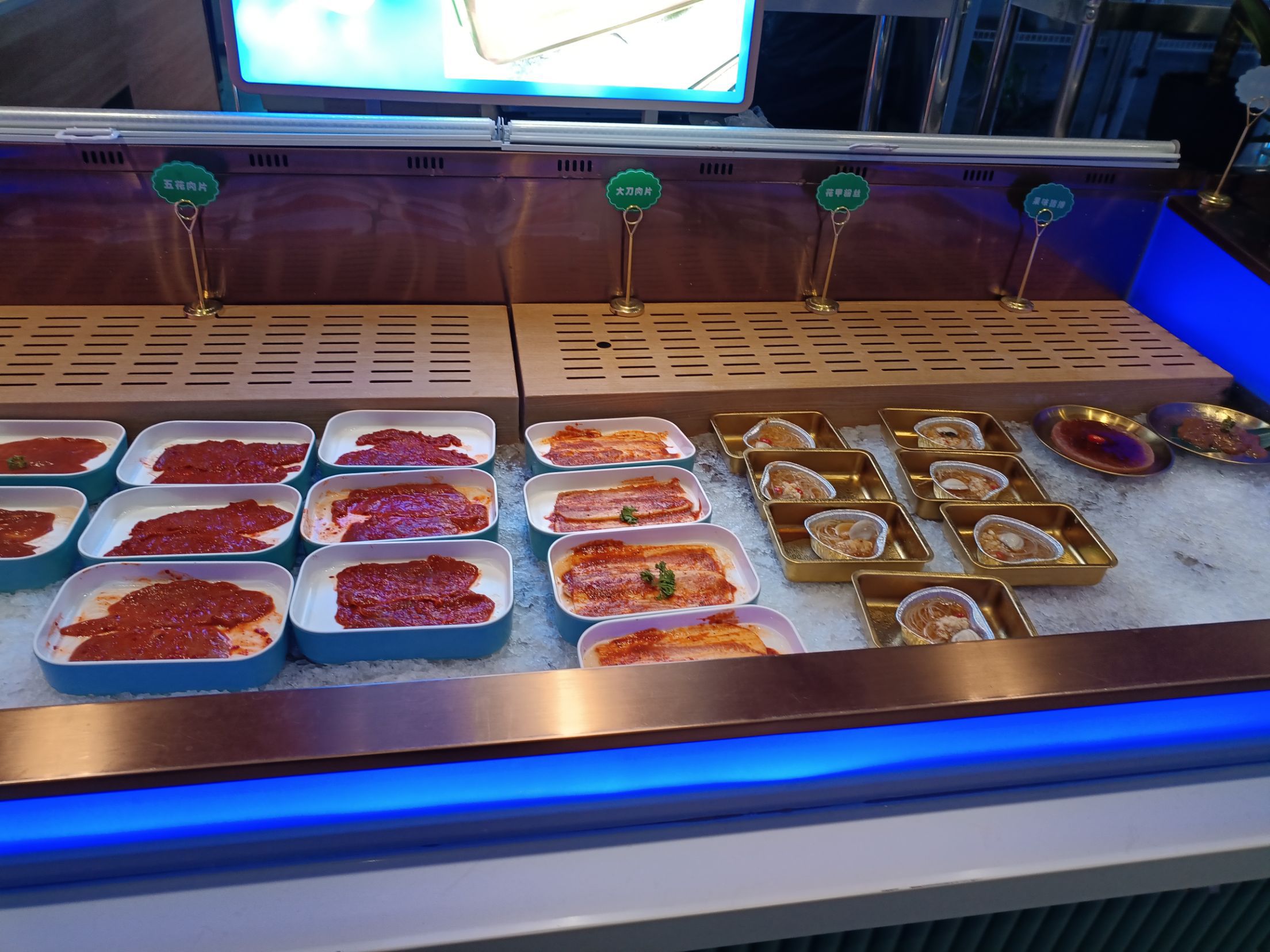 二月花自助涮烤(龙驹大街店)