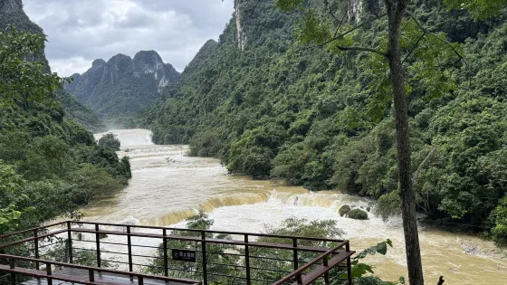 沙屯疊瀑