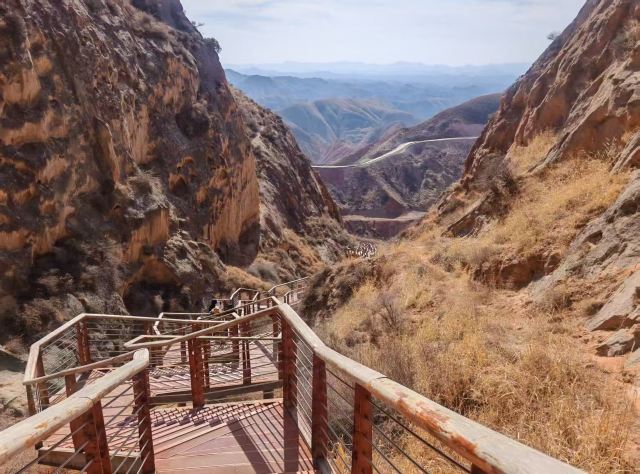 兰州水墨丹霞旅游景区旅行图片 1